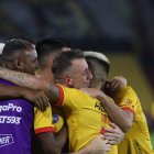 Fue la noche del Kitu. Hizo tres y se fue entre el aplauso de sus compañeros e hinchada. ¡Cómo no quererlo!