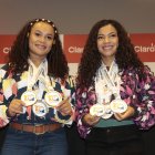 Neisi Dajomes y Angie Palacios con las medallas obtenidas en el Panamericano realizado en  Argentina ya con Walter Llerena como entrenador.