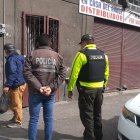 En Ambato asaltaron a una pareja de ancianos.