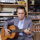 PRESENTADOR DE NOTICIAS DE ECUAVISA.
FOTOGRAFÍAS DE DON ALFONSO ESPINOSA DELOS MONTEROS, A QUIEN SE REALIZÓ UNA ENTREVISTA PARA EXPRESIONES. Angelo Chamba. (ag-extra ag-expreso ag-quito).