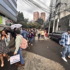 Amenaza. Los funcionarios evacuaron el edificio, en la tarde. Todavía no se conoce si fue real o no la alerta