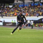 Barcelona vence 2-0 a Libertad, al término del primer tiempo.