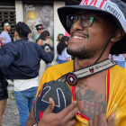 Hinchas dejaron de lado el Clásico del Astillero para ver a Morat en vivo.