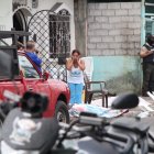 Escenas de dolor se observaron en la escena del múltiple crimen.