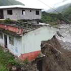 El colapso de un poste eléctrico, socavones y más son parte del saldo del invierno en Huigra,