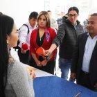 Bolívar Armijos (der.) y Linda Romero inscribieron su precandidatura.