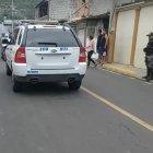 La Policía desarrollaba operativos en zonas adyacentes al ataque para tratar de dar con los sospechosos.