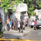 Aparato explosivo fue dejado en una casa del suburbio.