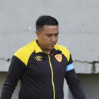 El entrenador venezolano César Farías estuvo cerca de 14 meses al frente de Aucas.