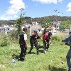 La Policía retira a personas que consumen licor o droga en los terrenos abandonados.