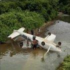 El piloto y dos personas que iban a bordo se encuentran estables.