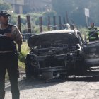 Agentes policiales se encargaron de recolectar indicios en la escena.