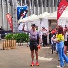 Andrés Matute, tras obtener el primer lugar del Ironman 70.3 en Manta.