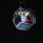 Varias personas fueron rescatadas de las góndolas del Teleférico de Quito.