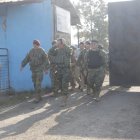 Militares ingresan a la cárcel para controlar la situación.
