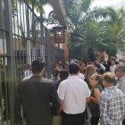 Simpatizantes de Agustín Intriago llegaron al camposanto para despedirlo.