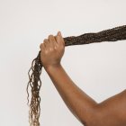 Hay muchas formas de evitar la caída del cabello, sigue los tips de la experta.