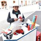 Los helados de María Delia Guamán aplacan los ‘solazos’ que azotan la capital.