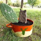 Puedes reciclar tus ollas viejas de la manera que más te guste.