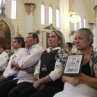 Candidatos a asambleístas y seguidores de Villavicencio fueron hasta la edificación religiosa para honrar a su líder.