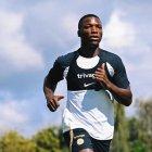 Moisés Caicedo se alista para debutar con el Chelsea, en la Premier League.