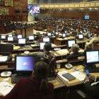 Los dos candidatos que pasaron a segunda vuelta deberán tomar decisiones junto a los asambleístas para beneficio del pueblo, según expertos.