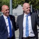Luis Rubiales junto al presidente de la FIFA, Gianni Infantino.