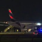 El avión fue inspeccionado por autoridades chilenas.