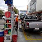En Azuay escaseaba el combustible.