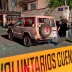En este carro detonó una bomba, en Cuenca.