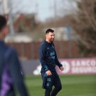 Lionel Messi tiene asegurado su puesto en el once titular de Argentina. Está bien físicamente.