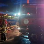 El Cuerpo de Bomberos acudió al sitio para la emergencia.