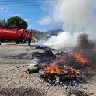 Trabajadores protestaron por la inseguridad en la que deben laborar.