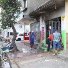 La explosión provocó un grave deterioro en el local comercial.