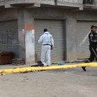 Tendido quedó el cuerpo del reciclador asesinado.