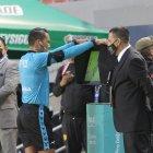 Las conversaciones de los árbitros con sus colegas del VAR serán de acceso libre.