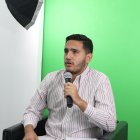 A Josías Morán no le faltó el aire y terminó relatando todo el partido entre Emelec y Muchuc Runa.