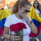 Amigos de los fallecidos en las discotecas La Fonda Milagros y Teatre, en Murcia.