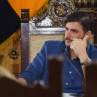 El alcalde de Guayaquil, Aquiles Álvarez, invitó a los candidatos a través de un video