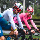 El eslovaco Peter Sagan, y el ciclista colombiano Rigoberto Uran dio la vuelta de partida.