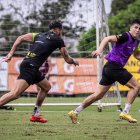Francisco David Fydriszewski y  Luca Sosa en plena pretemporada amarilla.