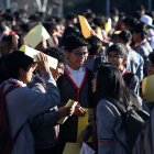 Las autoridades monitorean el desarrollo de las actividades educativas.