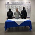 El aprehendido estaba en posesión de un arma de fuego.