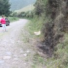 En este lugar se registró el hallazgo de la mujer, quien fue abandonada y quemada por sus asesinos.