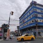 La mujer tomó un taxi mediante una aplicación.