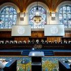 Corte Internacional de Justicia con los jueces presentes