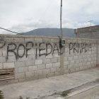 En el lote A36, los vecinos tuvieron que escribir en los cerramientos que se trata de una propiedad privada para evitar ser invadidos.