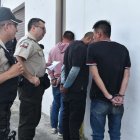 Dos de los sospechosos tienen antecedentes penales.