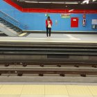 Los usuarios fueron evacuados de los trenes y las estaciones.