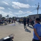 La víctima quedó tendida en el pavimento.